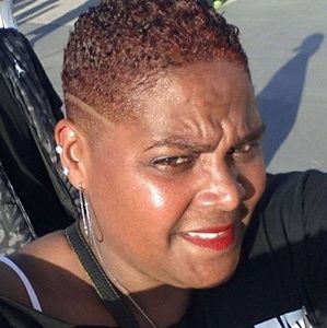 Meet your Posher, Delories